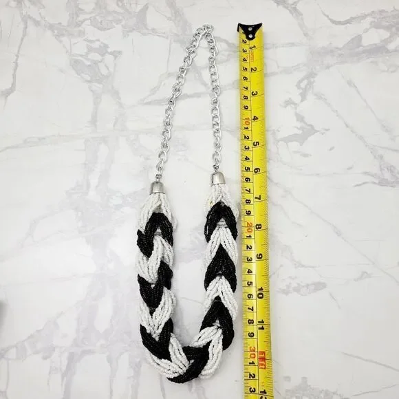 2/$20 Vintage 90s Black & White Cable Twist Silver Tone Necklace - Picture 9 of 9